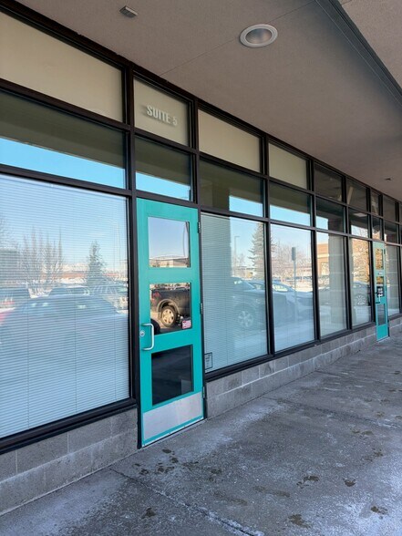 More Photos Of 3120 Denali St, Anchorage Freestanding For Lease