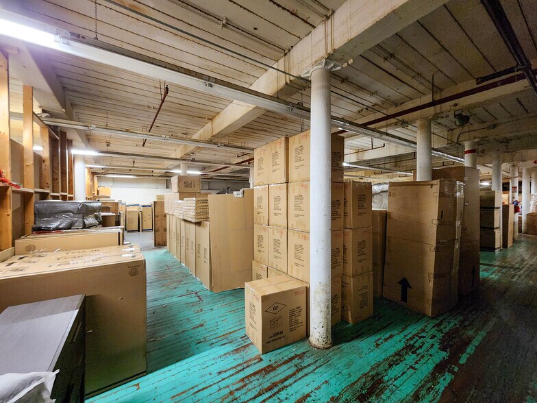 More Photos Of 460 Globe St, Fall River Showroom For Sale