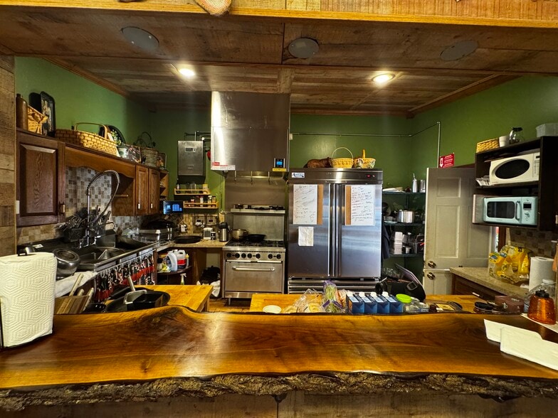 More Photos Of 2878 Soco Rd, Maggie Valley Hotel For Sale