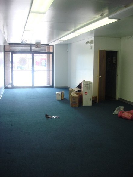 More Photos Of 647 Bryant Ave, Bronx Office Residential For Lease