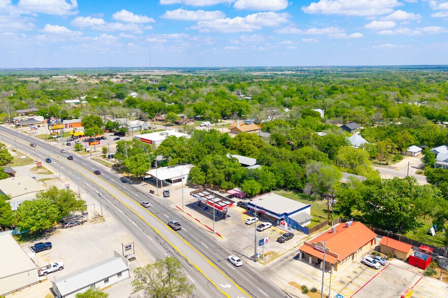 More Photos Of 725 S Brazos St, Lockhart Land For Sale