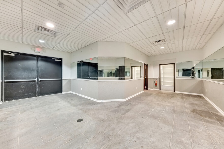 More Photos Of 1070 Baknsville Ave, Pittsburgh Lodge Meeting Hall For Sale