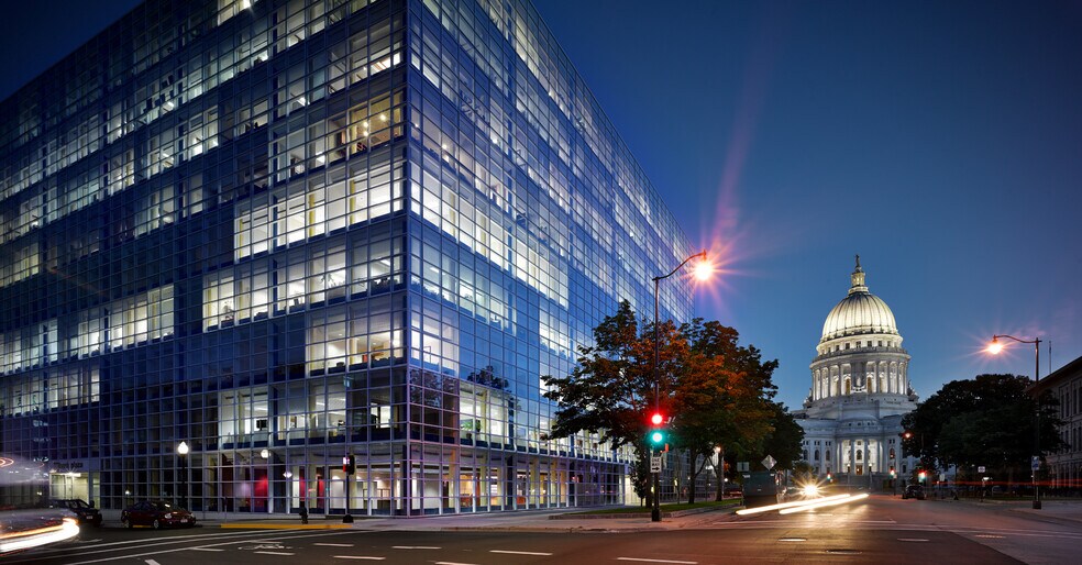 More Photos Of 1 S Pinckney St, Madison Office For Lease
