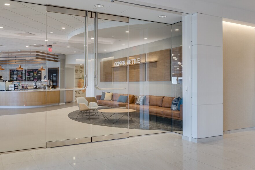 More Photos Of 13865 Sunrise Valley Dr, Herndon Office For Lease