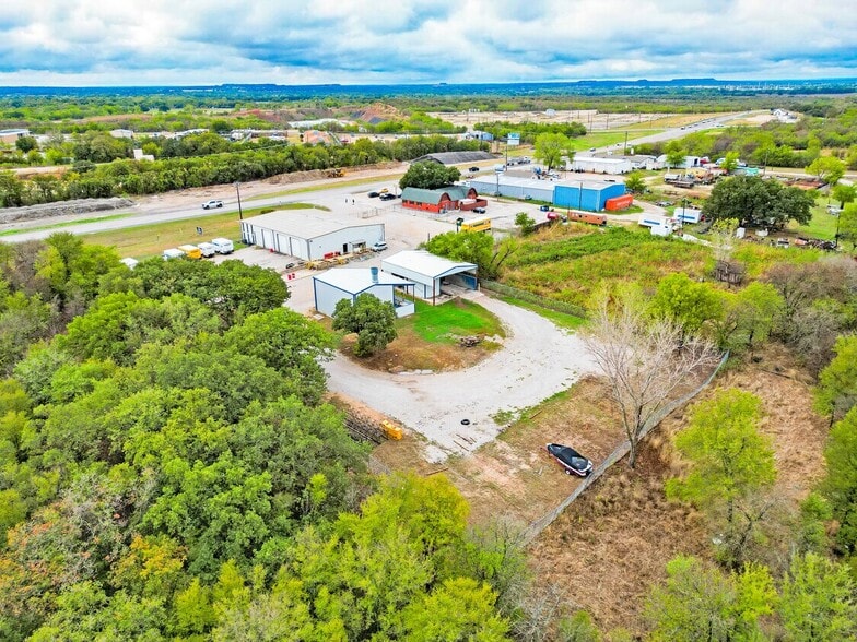 More Photos Of 51 US Highway 380, Bridgeport Distribution For Lease