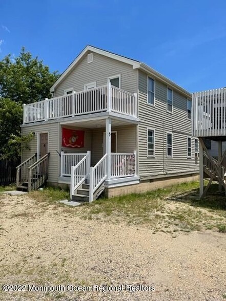 Primary Photo Of 216 Hamilton Ave, Seaside Heights Apartments For Sale