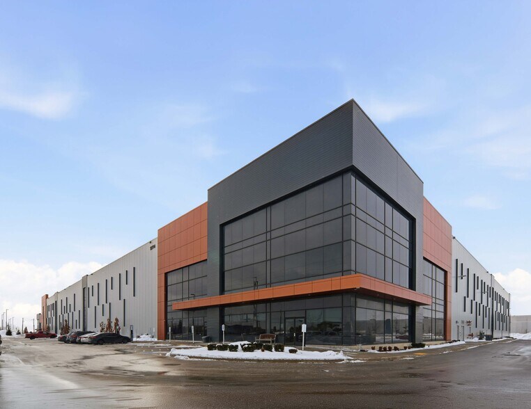 More Photos Of 12714 Coleraine Dr, Bolton Distribution For Lease