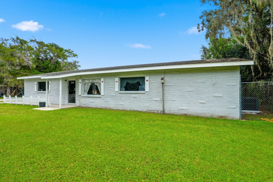 More Photos Of 1340 Howell Ave, Brooksville Office For Sale