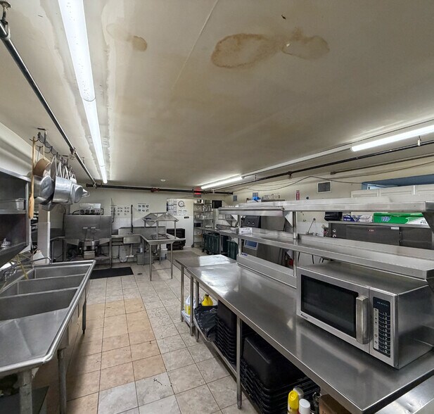 More Photos Of 18 Lake Dr, Mountain Lakes Lodge Meeting Hall For Lease