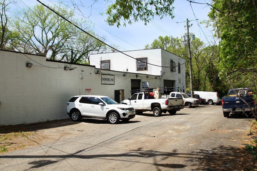 More Photos Of 6118 Old Central Ave, Capitol Heights Warehouse For Lease
