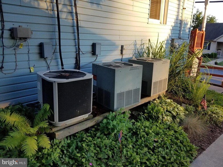 More Photos Of 633 Main St, Denver Apartments For Sale