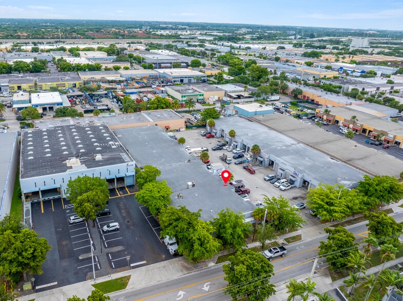 More Photos Of 2693 W 76th St, Hialeah Warehouse For Sale