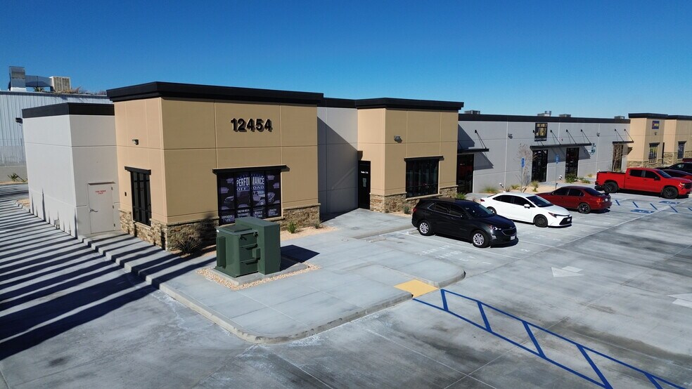 More Photos Of 12454 Industrial Center Dr, Victorville Manufacturing For Lease