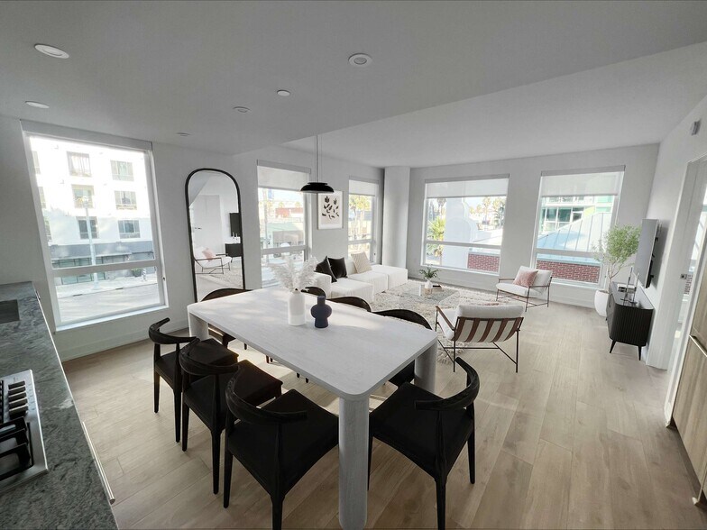 More Photos Of 330 E 3rd St, Long Beach Apartments For Lease