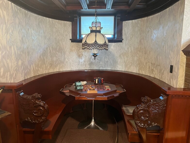 More Photos Of 364 E Church St, Marion Multifamily For Sale