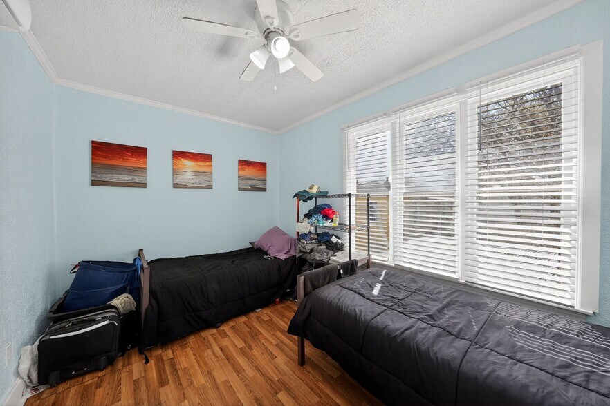More Photos Of , Dallas Unknown For Sale