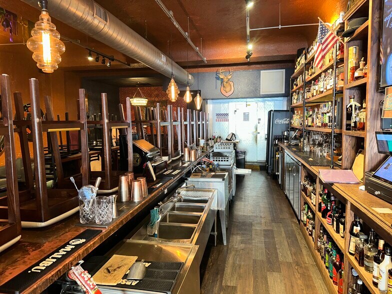 More Photos Of 356-358 3rd St NW, Winter Haven Storefront For Sale