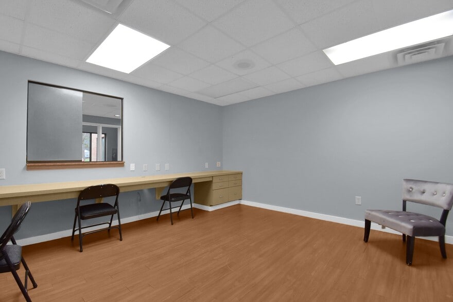 More Photos Of 660 Cooper Rd, Westerville Medical For Sale