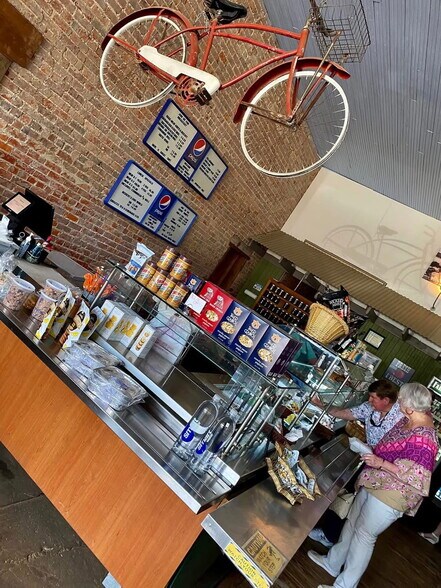 More Photos Of 14560 Main St, Orrville General Retail For Sale