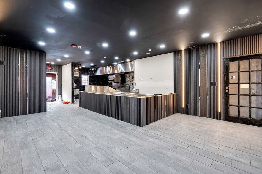 More Photos Of 166 Getty Ave, Paterson Restaurant For Lease