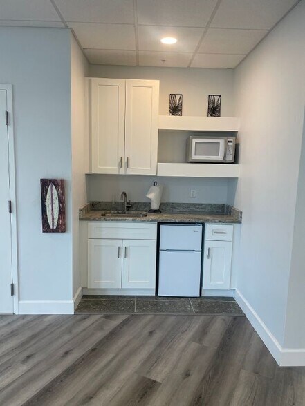 More Photos Of 516 S Tamiami Trl, Nokomis Apartments For Sale