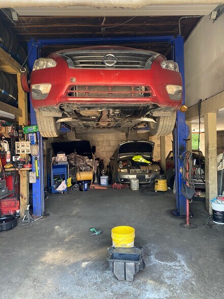 More Photos Of 12347 Carroll Ave, Rockville Service For Lease