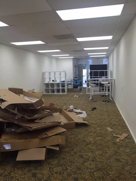 More Photos Of 117-123 N San Gabriel Blvd, San Gabriel Storefront For Lease