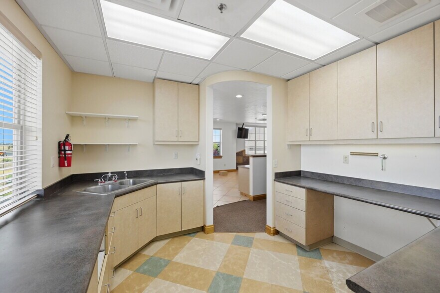 More Photos Of 7478 S Campus View Dr, West Jordan Medical For Lease