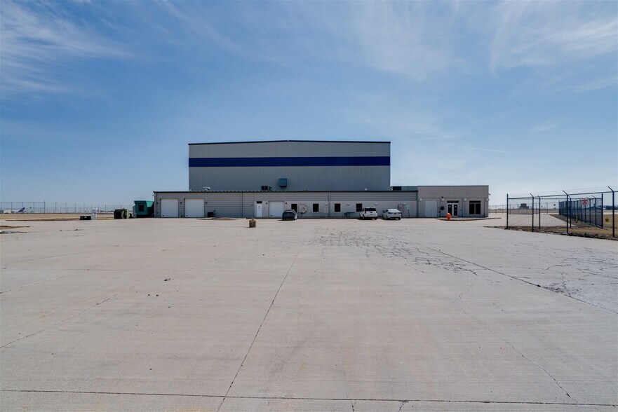 More Photos Of 2841 E Empire St, Bloomington Airplane Hangar For Sale