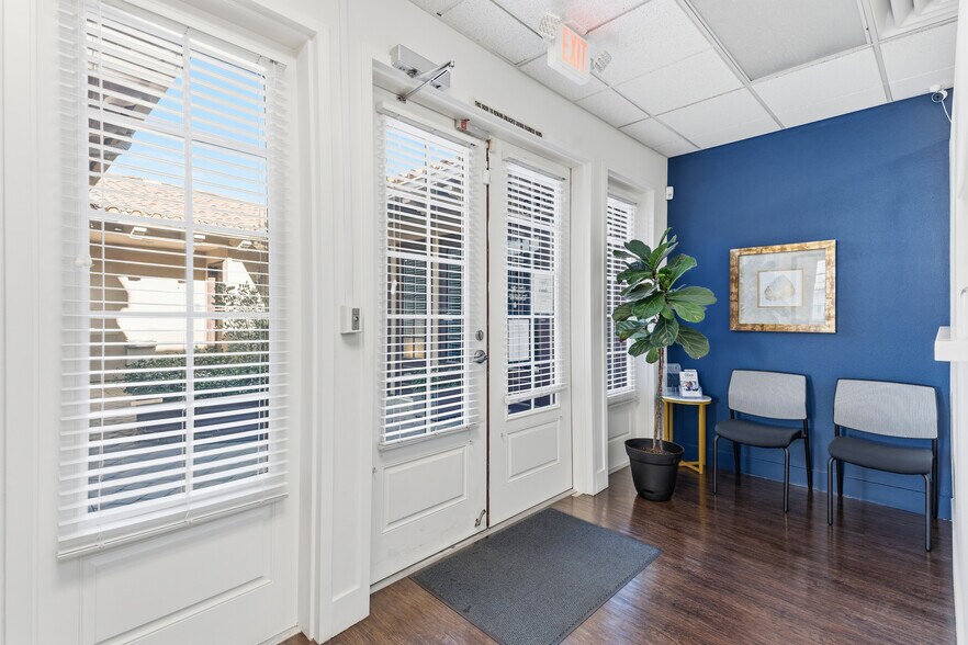 More Photos Of 3161 E Warm Springs Rd, Las Vegas Office For Sale