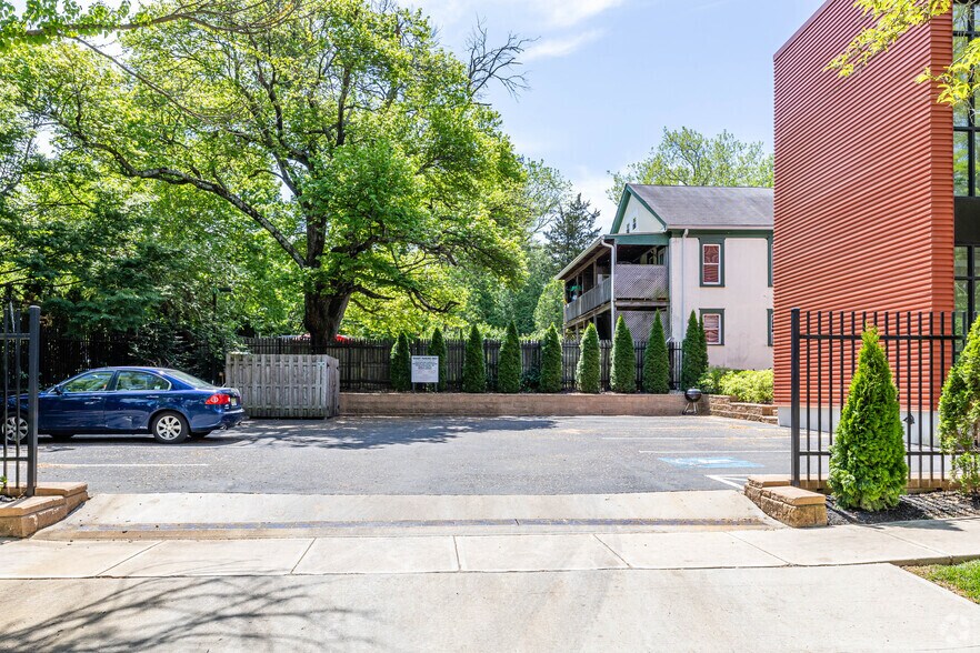 More Photos Of 30 Maclean St, Princeton Apartments For Sale