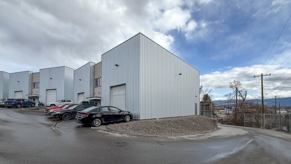More Photos Of 2842-2848 Fenwick Rd, Kelowna Industrial For Sale