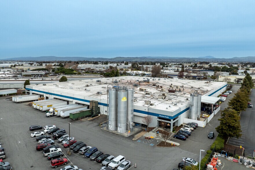 More Photos Of 23411-23447 Cabot Blvd, Hayward Warehouse For Lease