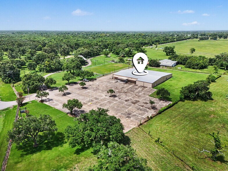 More Photos Of 37310 FM 521 Rd, Brazoria Distribution For Lease