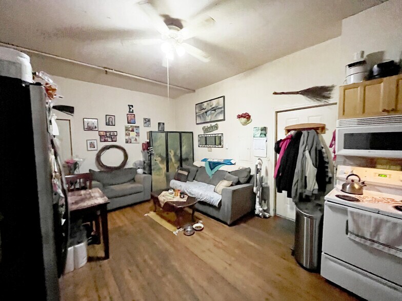 More Photos Of 343-347 Main St, Clinton Apartments For Sale