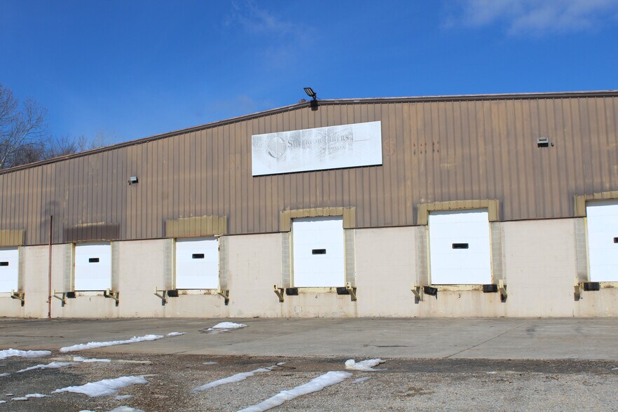 More Photos Of 9702 Iron Point Rd SE, Shawnee Manufacturing For Lease