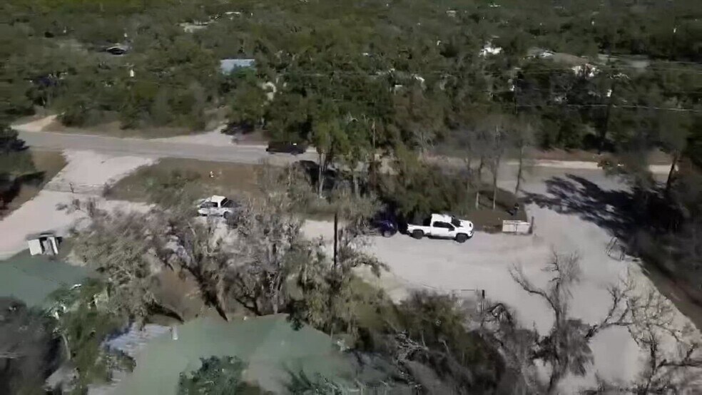 More Photos Of 9313 Circle Dr, Austin Industrial For Sale