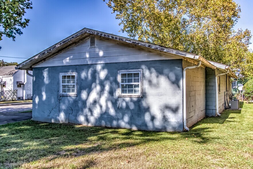 More Photos Of 20 Walker St, Augusta Apartments For Sale