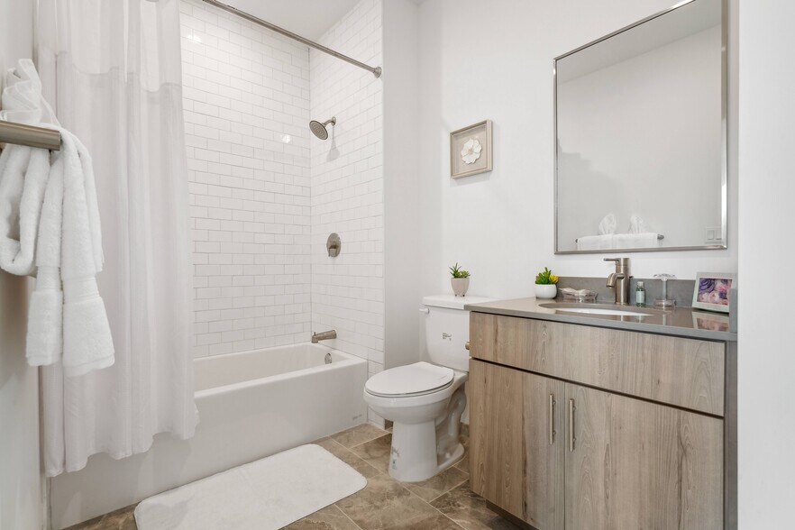 More Photos Of 741 Spring Garden St, Philadelphia Apartments For Lease