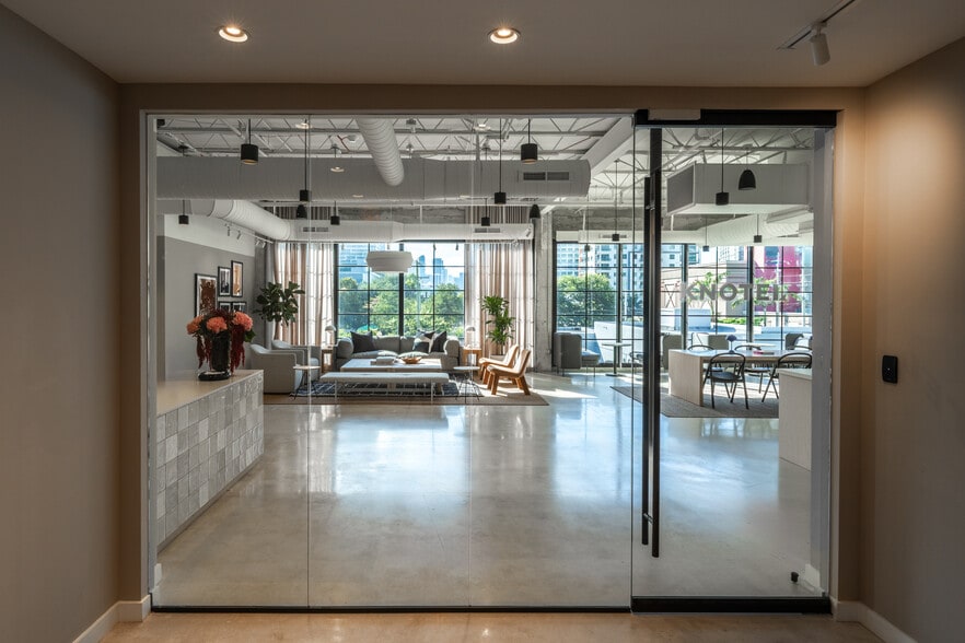 More Photos Of 3415 NE 2nd Ave, Miami Loft Creative Space For Lease