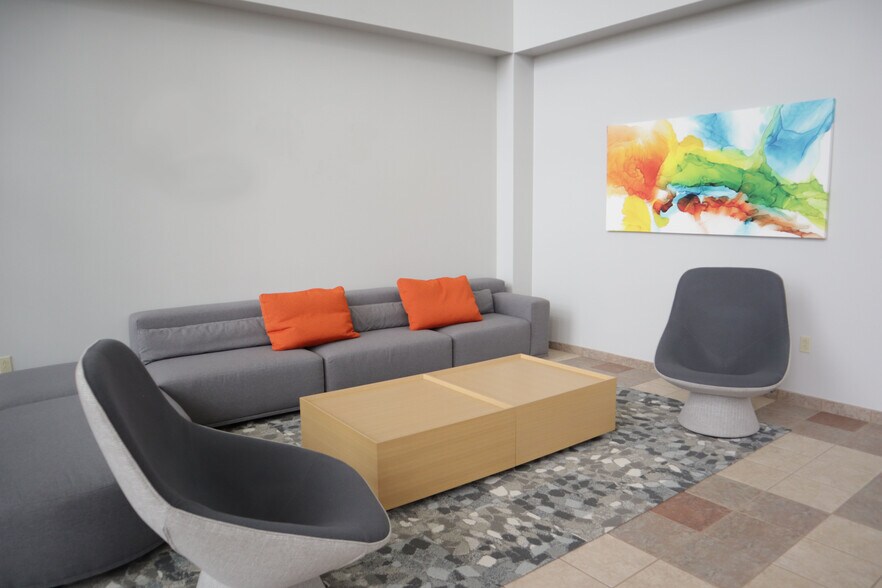 More Photos Of 1550 Innovation Way, Hartford Office For Lease