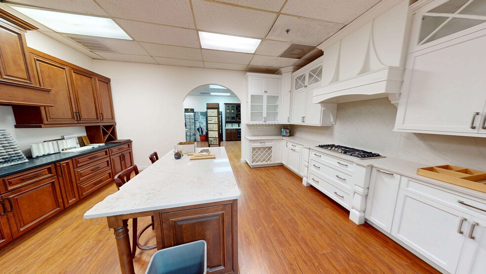 More Photos Of 519 Armour Dr, Charlotte Warehouse For Sale