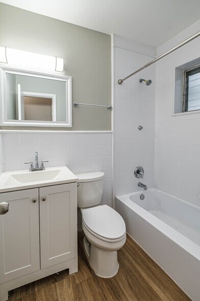 More Photos Of 13025 Emerald Dr, North Miami Apartments For Sale