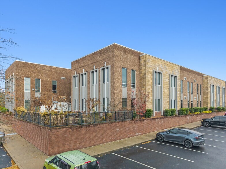 More Photos Of 2179 Edward Curd Ln, Franklin Loft Creative Space For Sale