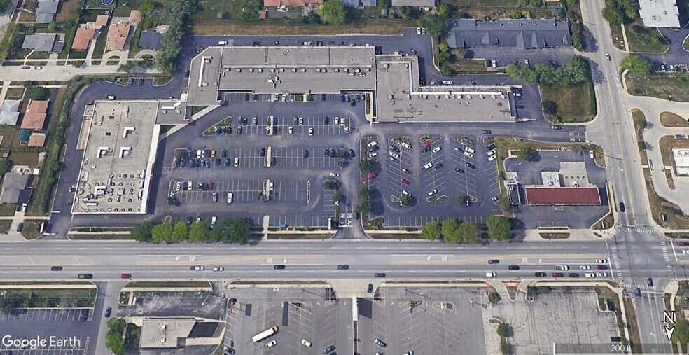 More Photos Of 7901-7965 E Golf Rd, Morton Grove Unknown For Lease