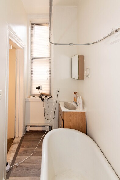 More Photos Of 46 W Biddle St, Baltimore Apartments For Sale