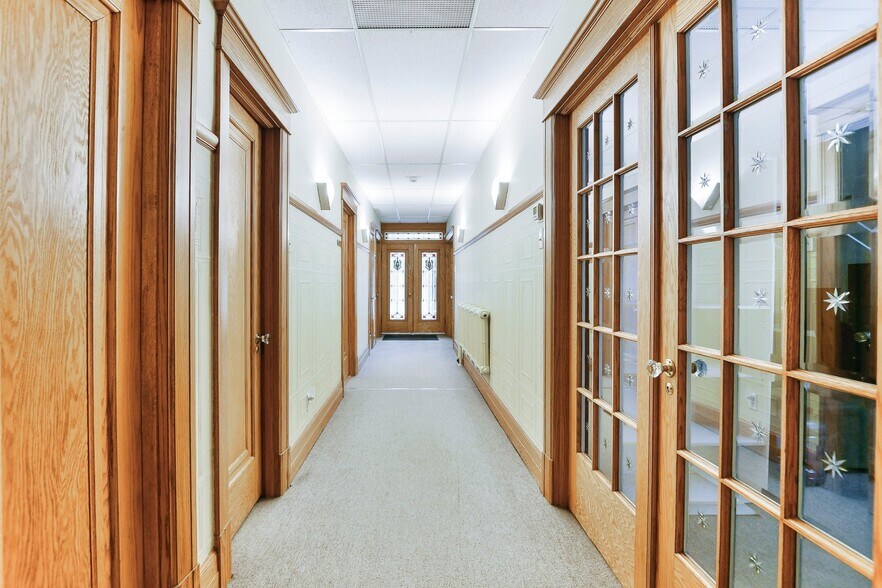 More Photos Of 8234-8242 Rue St-Denis, Montréal Multifamily For Sale