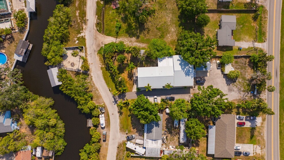 More Photos Of 826 W Shell Point Rd, Ruskin Land For Sale
