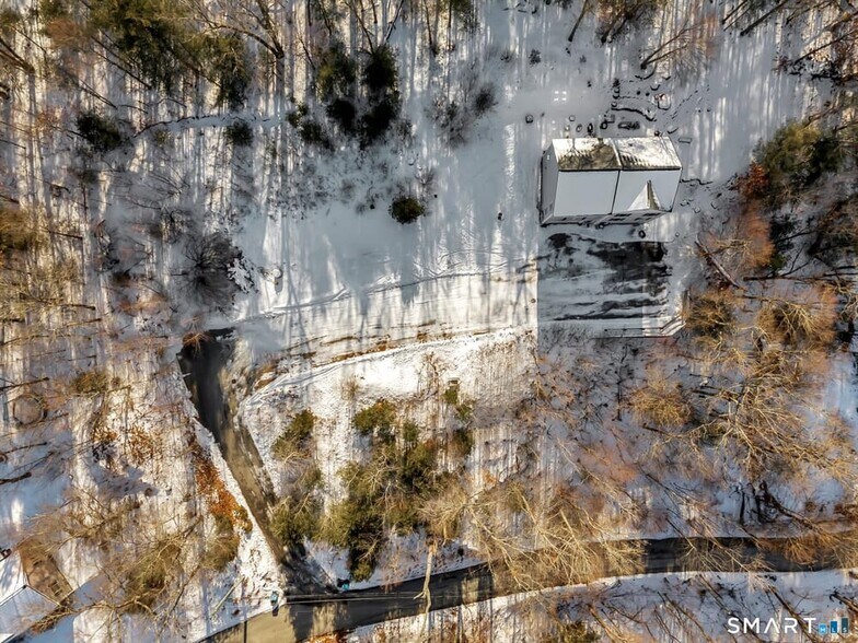 More Photos Of 115 Groveland Ave, Putnam Apartments For Sale