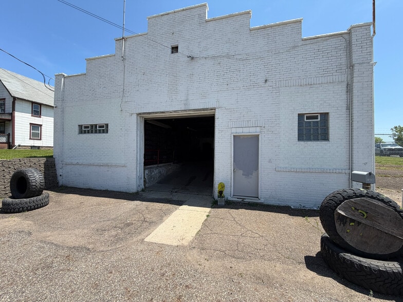 Primary Photo Of 1306 Harrisburg Rd NE, Canton Warehouse For Sale